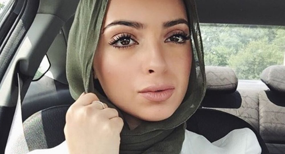 نور تاجوري - حقائق عن صاحبة الحجاب على غلاف أشهر مجلة جنسية