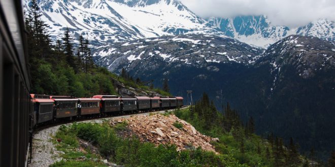 ركوب القطار في مقاطعة يوكون - اجمل الصور من كندا