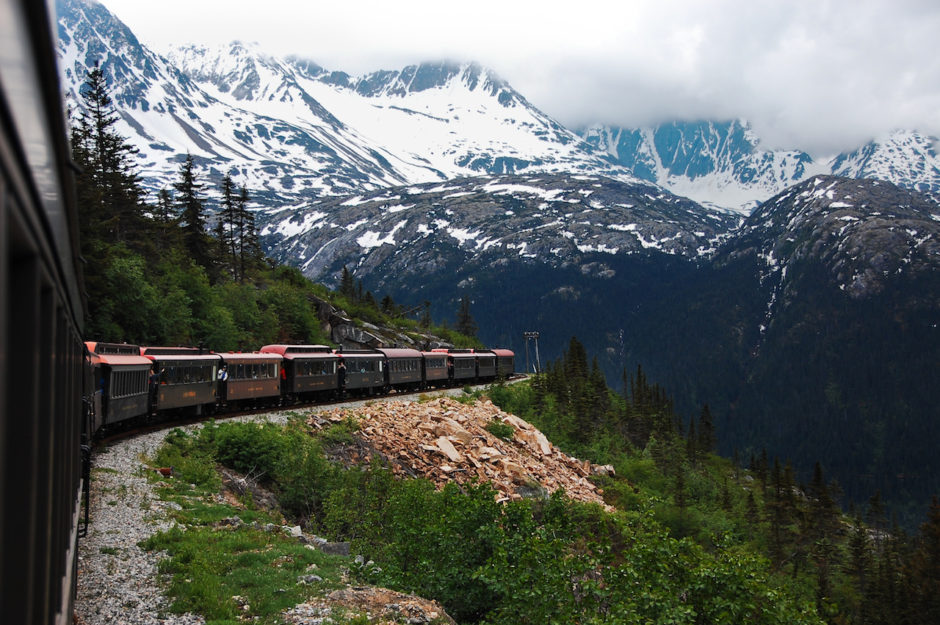 ركوب القطار في مقاطعة يوكون - اجمل الصور من كندا